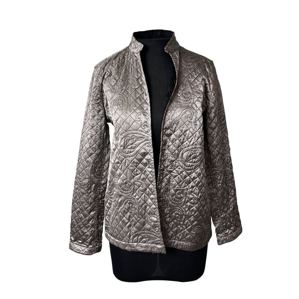 Chicos Quilted Metallic Jacket Size 0 Black Lining Lightweight Elegant Design